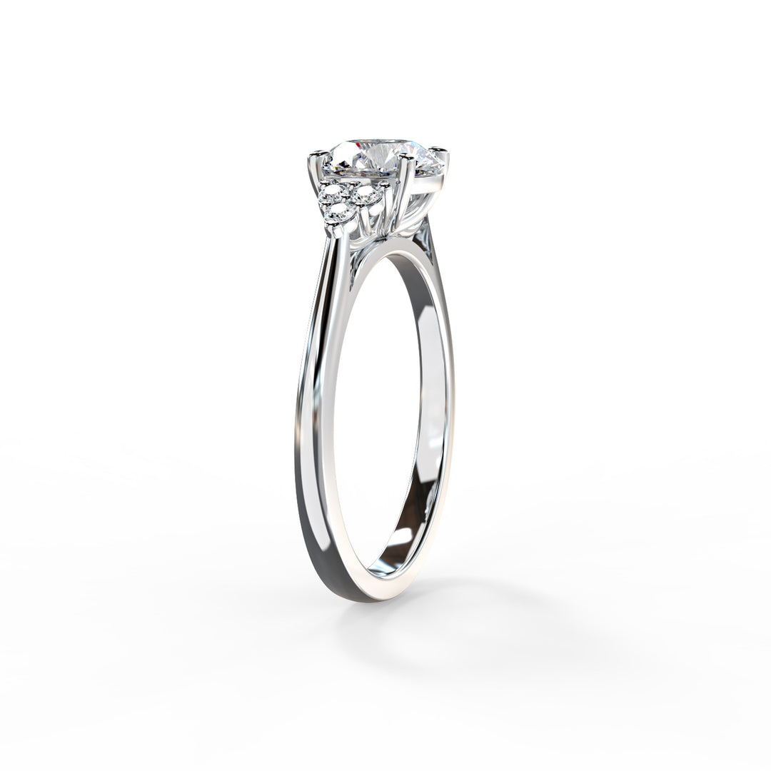 Laya Round Cluster Engagement ring