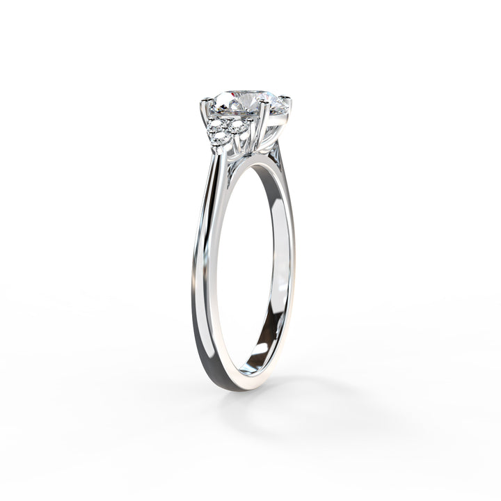 Laya Round Cluster Engagement ring