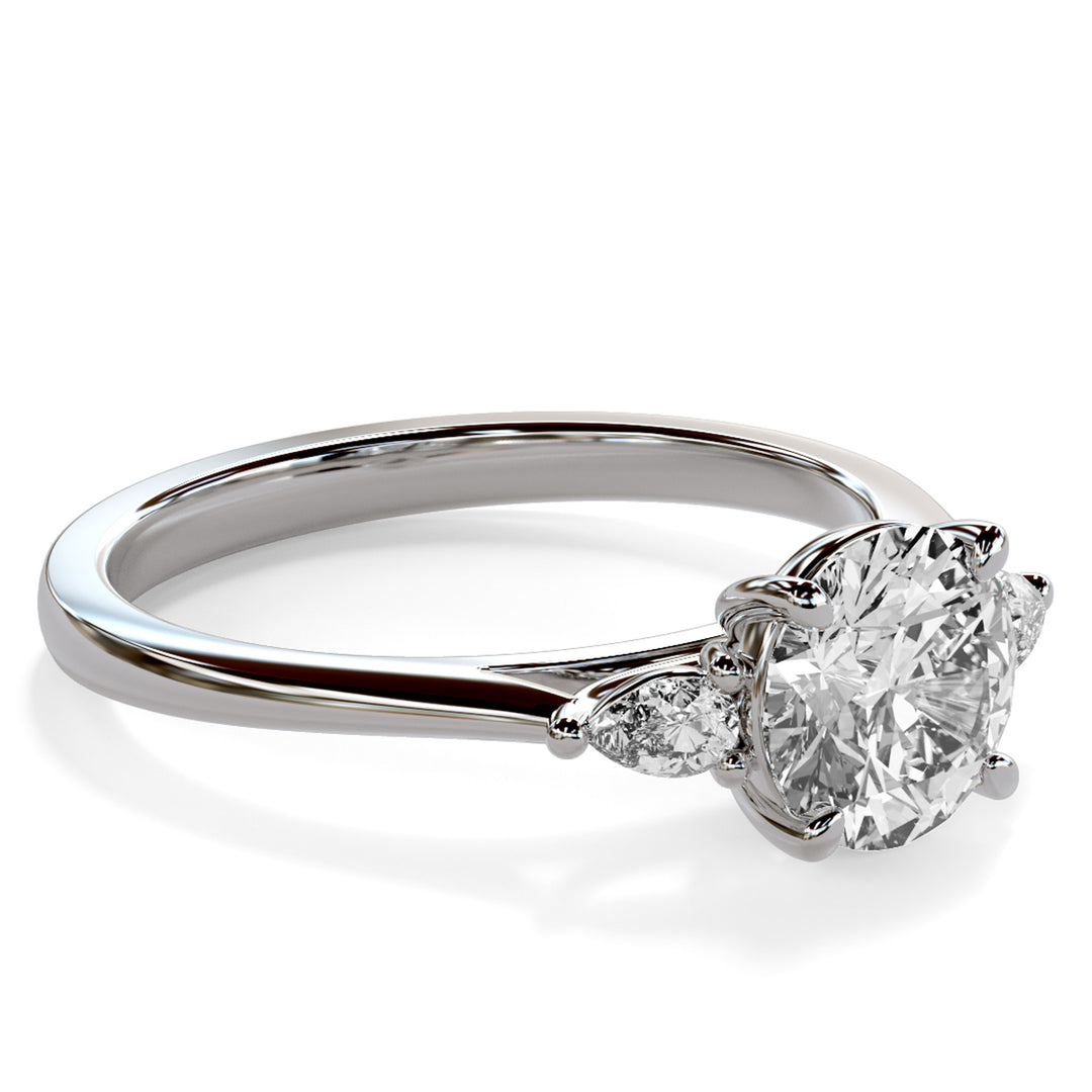 Lydia Round Engagement ring